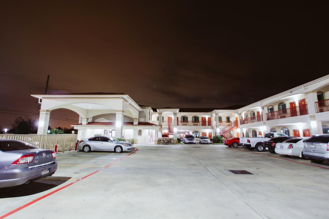 Palace Inn Copperfield 赛普里斯 外观 照片